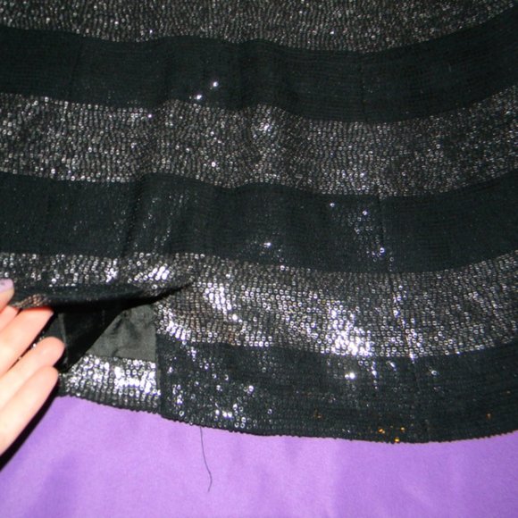 WREN Black & Silver Sequin Striped Mini Skirt - Picture 4 of 6